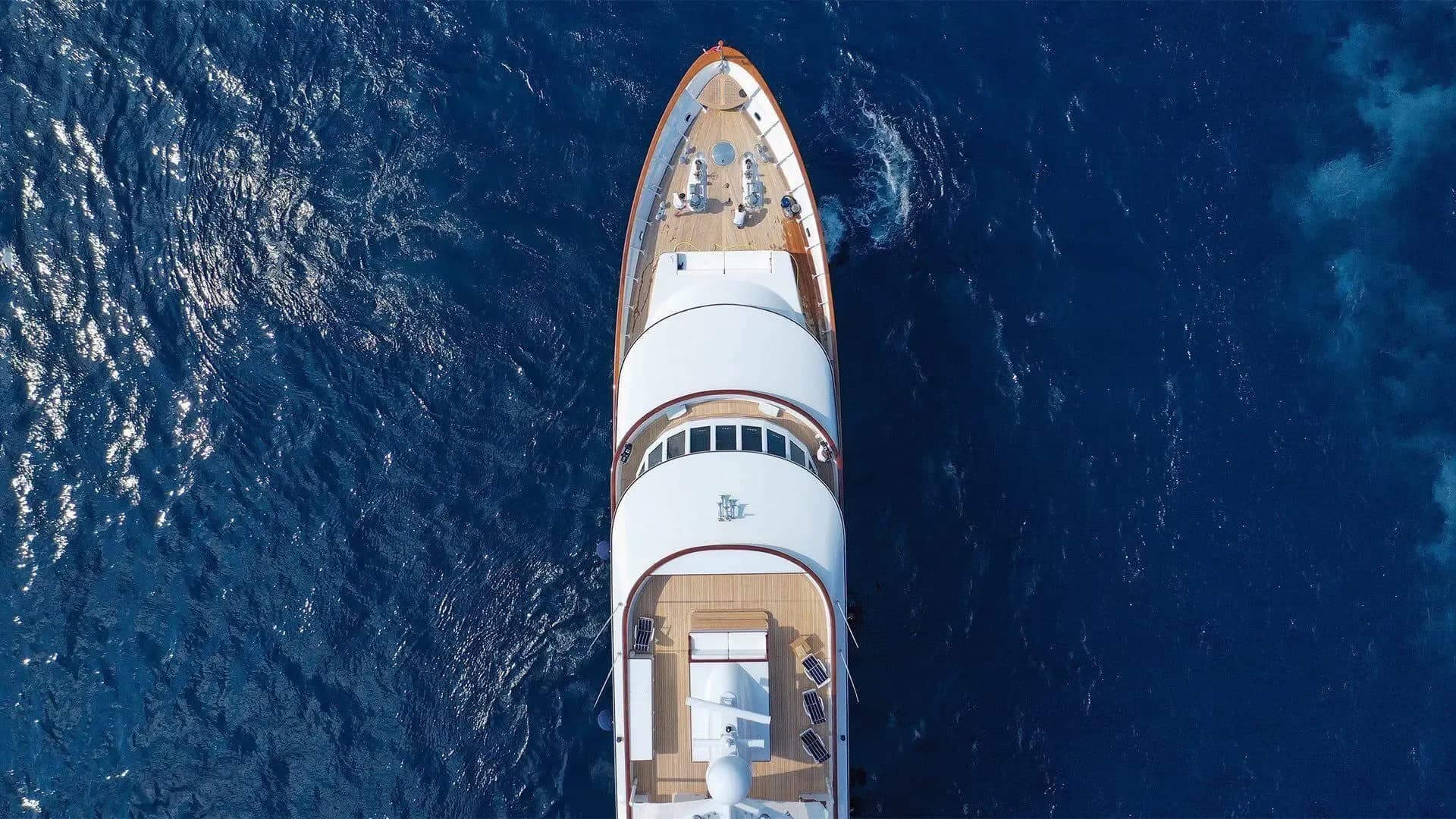 Lisa Yachting – 1